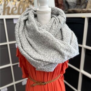 Unbranded Cozy Heather Gray Knit Infinity Wrap Scarf